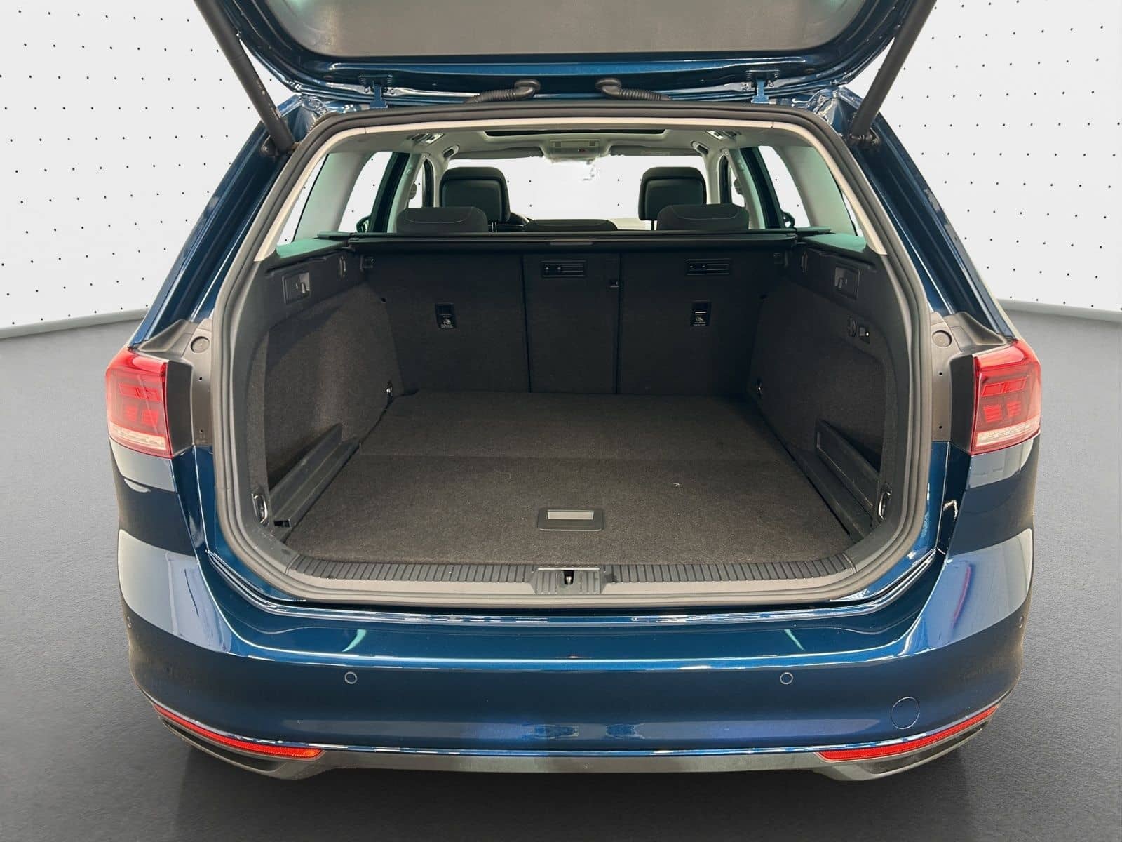 Volkswagen Passat Variant Business 2.0 TDI*NAVI*AHK*PANO*KA foto 11