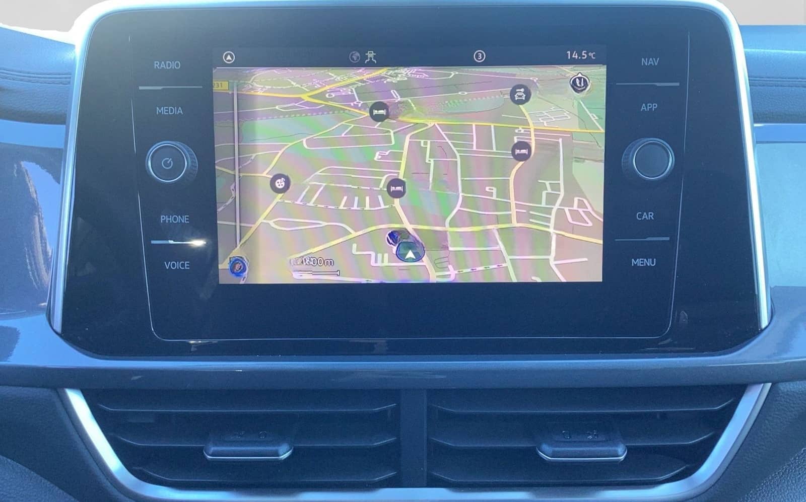 Volkswagen T-Roc 1.0 TSI STYLE AHK PARKLENK ERGO NAVI LED+ foto 12