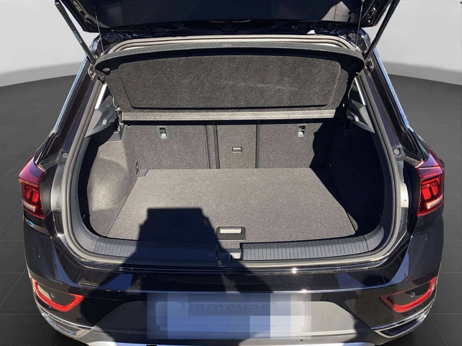 Volkswagen T-Roc 1.0 TSI STYLE AHK PARKLENK ERGO NAVI LED+ foto 17