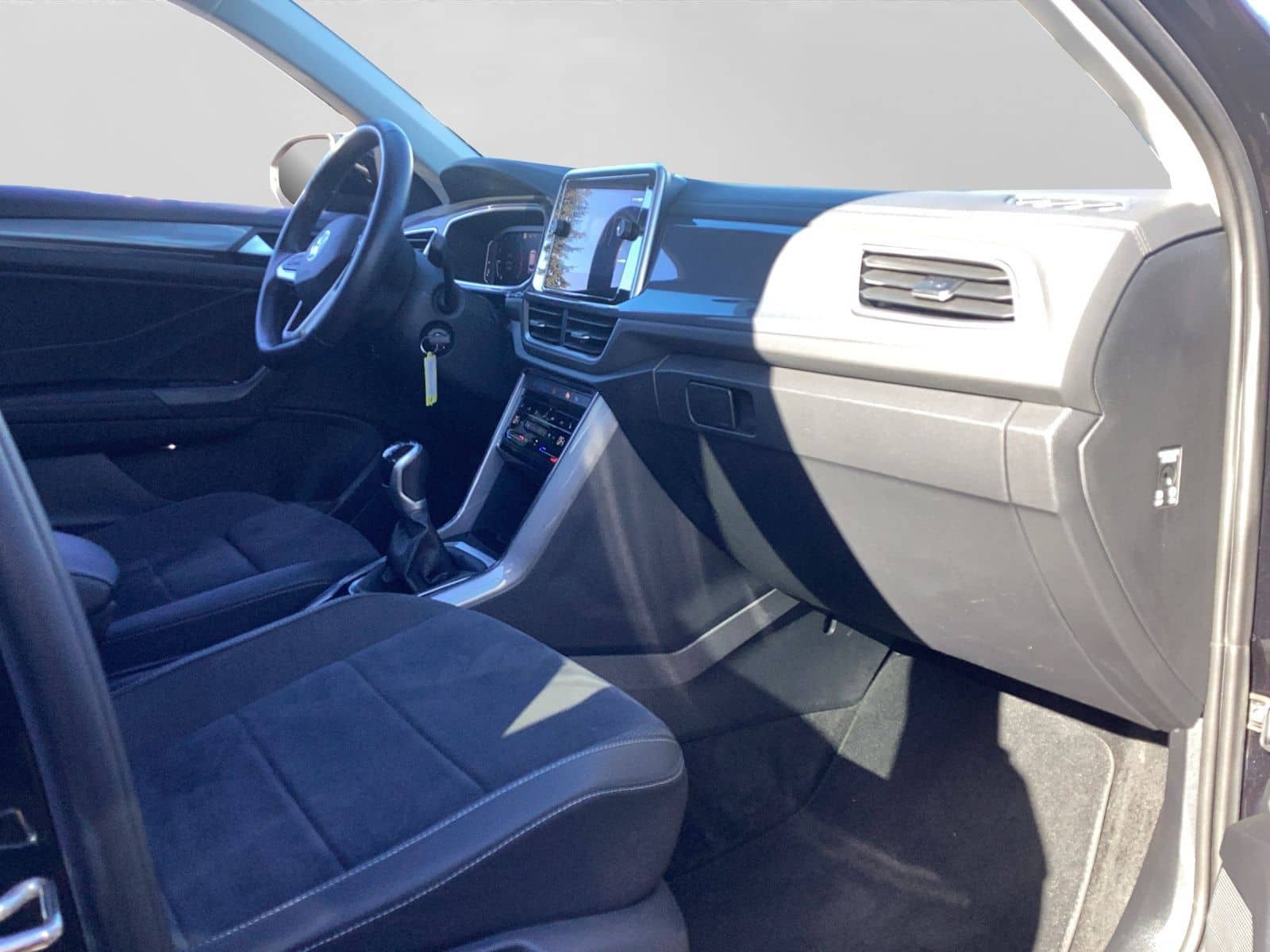 Volkswagen T-Roc 1.0 TSI STYLE AHK PARKLENK ERGO NAVI LED+ foto 4