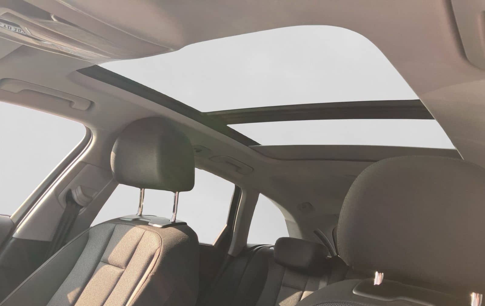 Audi A4 Avant 35 TFSI PANO AHK PDC NAVI+ foto 18