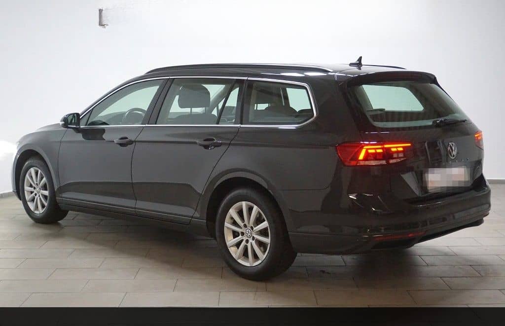 Volkswagen Passat 2.0TDI DSG Business AHK Pano SHZ LED foto 6