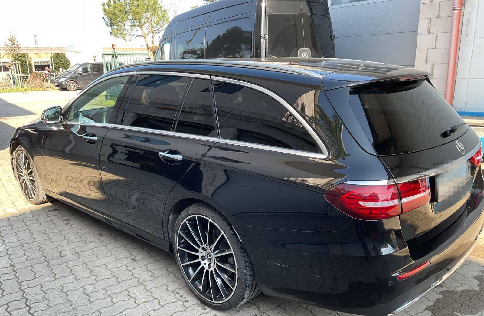 Mercedes-Benz E 400 d 4M T AMG Line Burmester 1 Hand foto 3