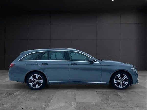 Mercedes-Benz E 220 d 4Matic-T-Avantgarde/LED/Kamera/Navi/KeyF foto 9