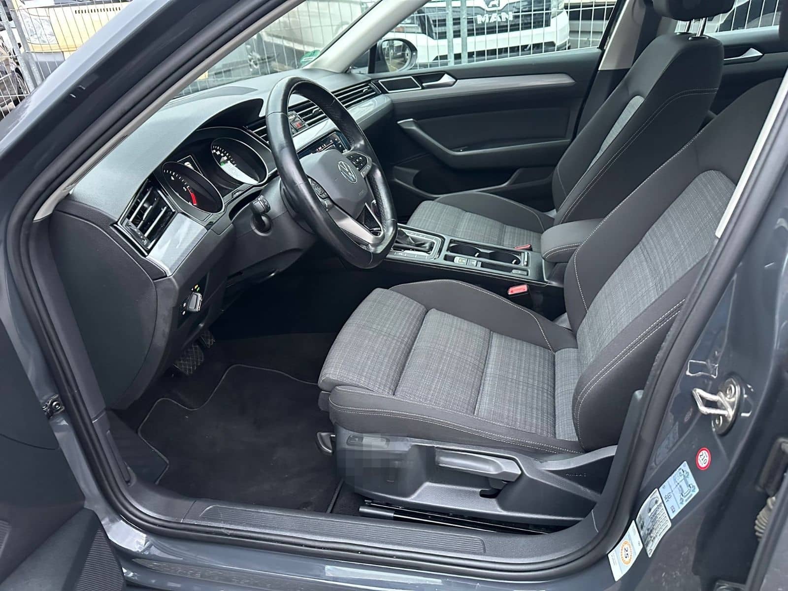 Volkswagen Passat Lim. Business foto 13