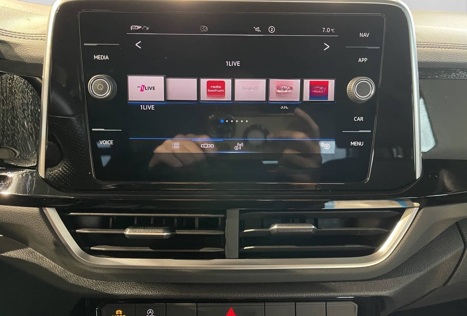 Volkswagen T-Roc 1.0 TSI R-LINE PARKLENK KAMERA NAVI LED+ foto 12