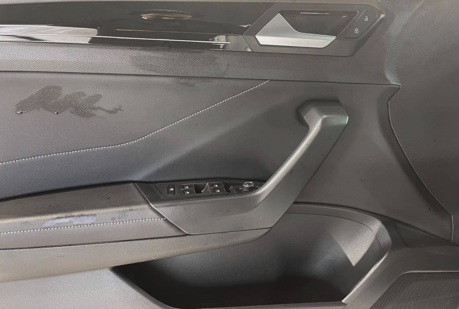 Volkswagen T-Roc 1.0 TSI R-LINE PARKLENK KAMERA NAVI LED+ foto 8