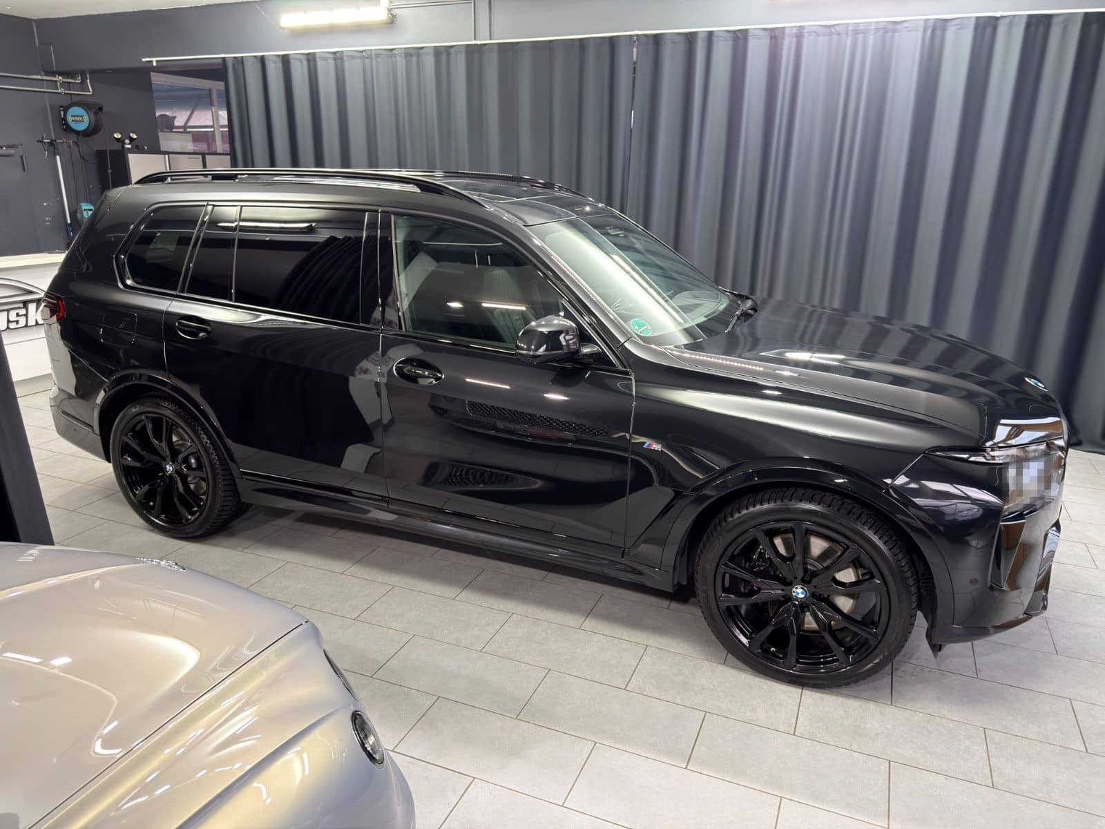 BMW X7 xDrive 40d M SPORT PRO|LUFT|PANO|7-SITZER|AHK foto 14