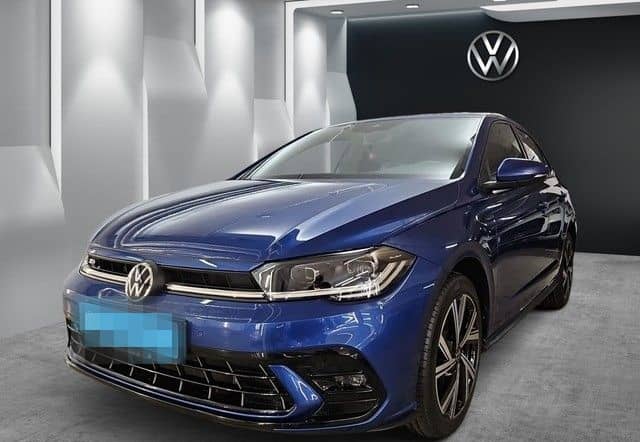 Volkswagen Polo VI 1.0TSI DSG R-Line NAVI PARK ASSIST foto 1