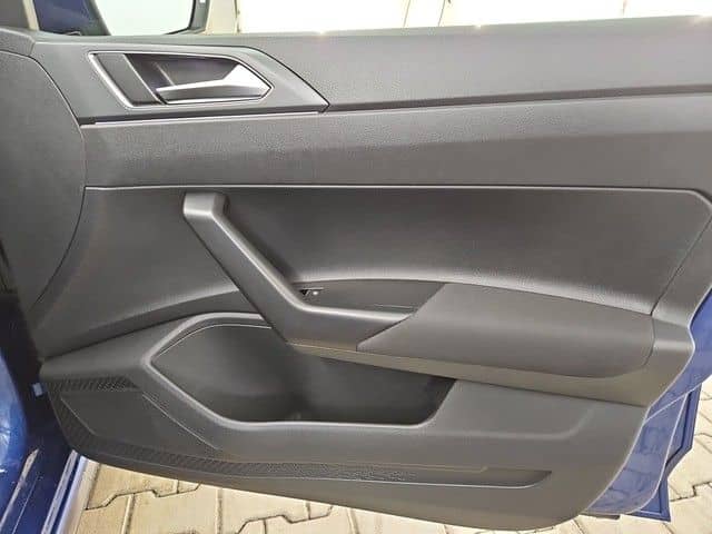 Volkswagen Polo VI 1.0TSI DSG R-Line NAVI PARK ASSIST foto 18