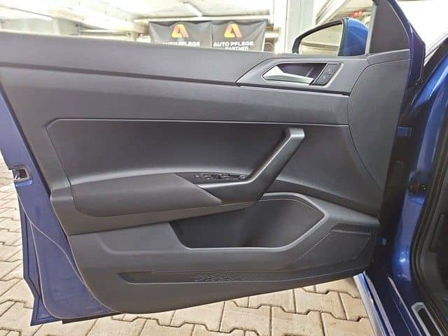 Volkswagen Polo VI 1.0TSI DSG R-Line NAVI PARK ASSIST foto 7