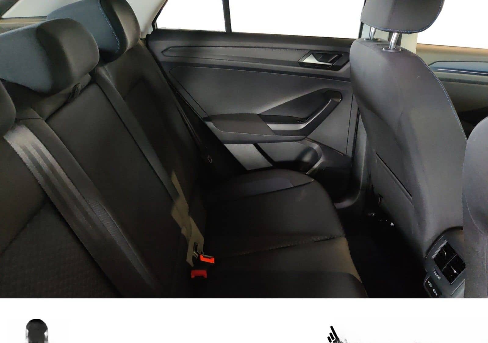 Volkswagen T-Roc 1.5 TSI United DAB+KLIMA+NAVI+PDC+SHZ foto 15