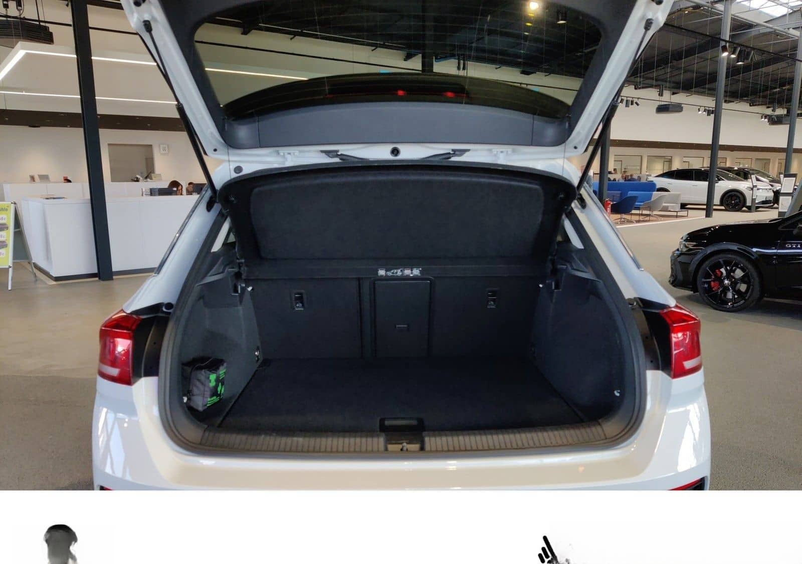 Volkswagen T-Roc 1.5 TSI United DAB+KLIMA+NAVI+PDC+SHZ foto 17