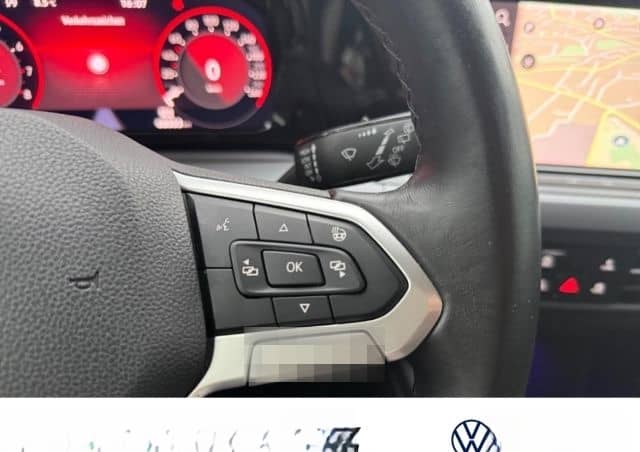 Volkswagen Golf 1.5 TSI LED NAV KAMERA STHZ HUD SHZ Active  foto 13