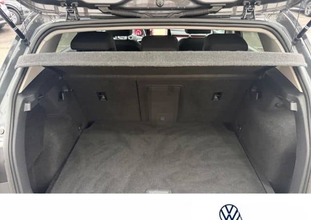 Volkswagen Golf 1.5 TSI LED NAV KAMERA STHZ HUD SHZ Active  foto 10