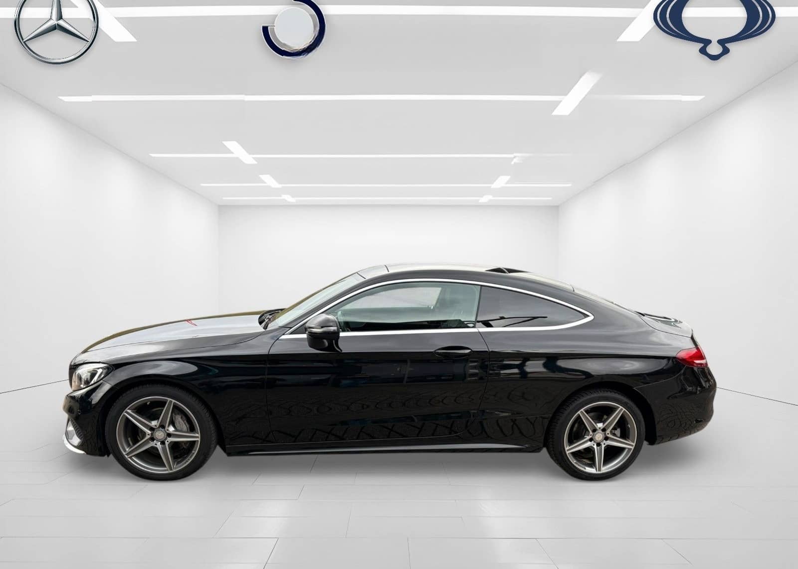 Mercedes-Benz C 180 Coupe AMG+TOTW.+SPIEGEL PAKET+PANO. DACH foto 6