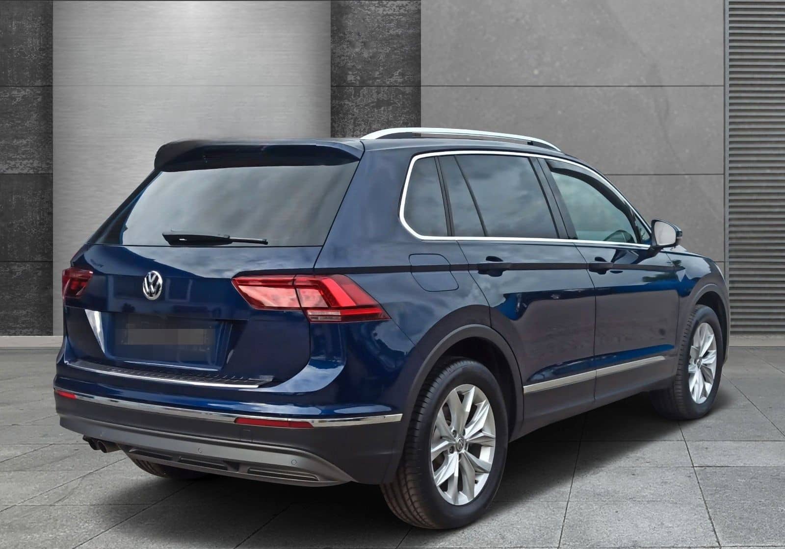 Volkswagen Tiguan Highline 4Motion AHK ACC DAB NAV 360° foto 6