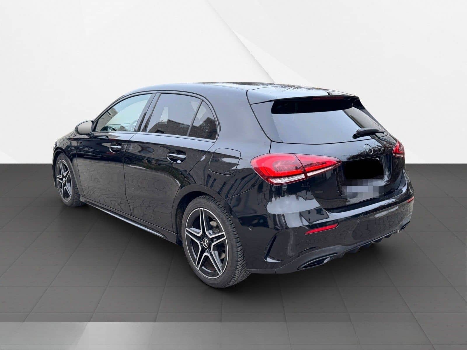 Mercedes-Benz A 180 AMG "Navi,LED,Spur" foto 3