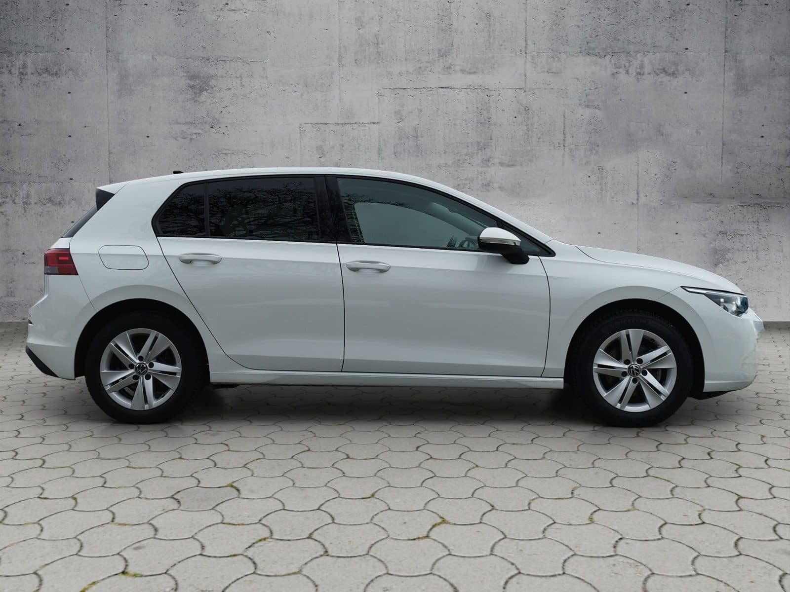 Volkswagen Golf VIII Life 1.5 TSI 5JG/LED+/NAV/SHZ foto 4