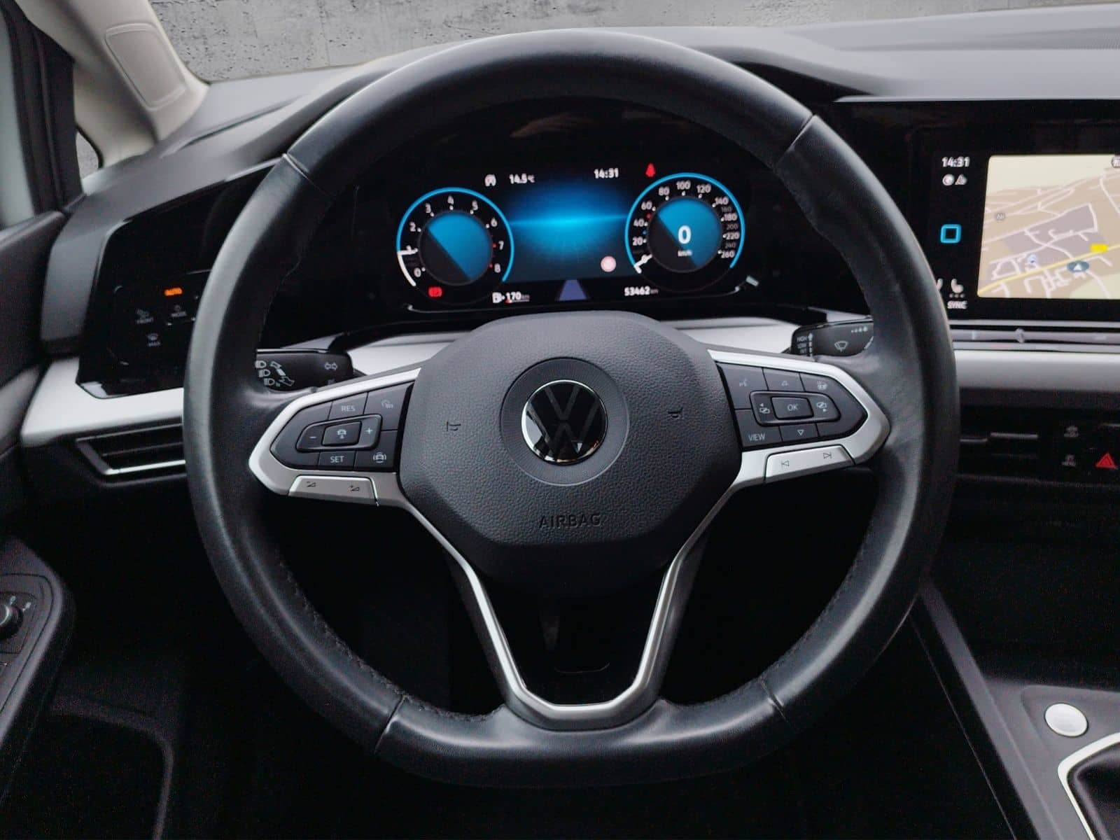 Volkswagen Golf VIII Life 1.5 TSI 5JG/LED+/NAV/SHZ foto 8