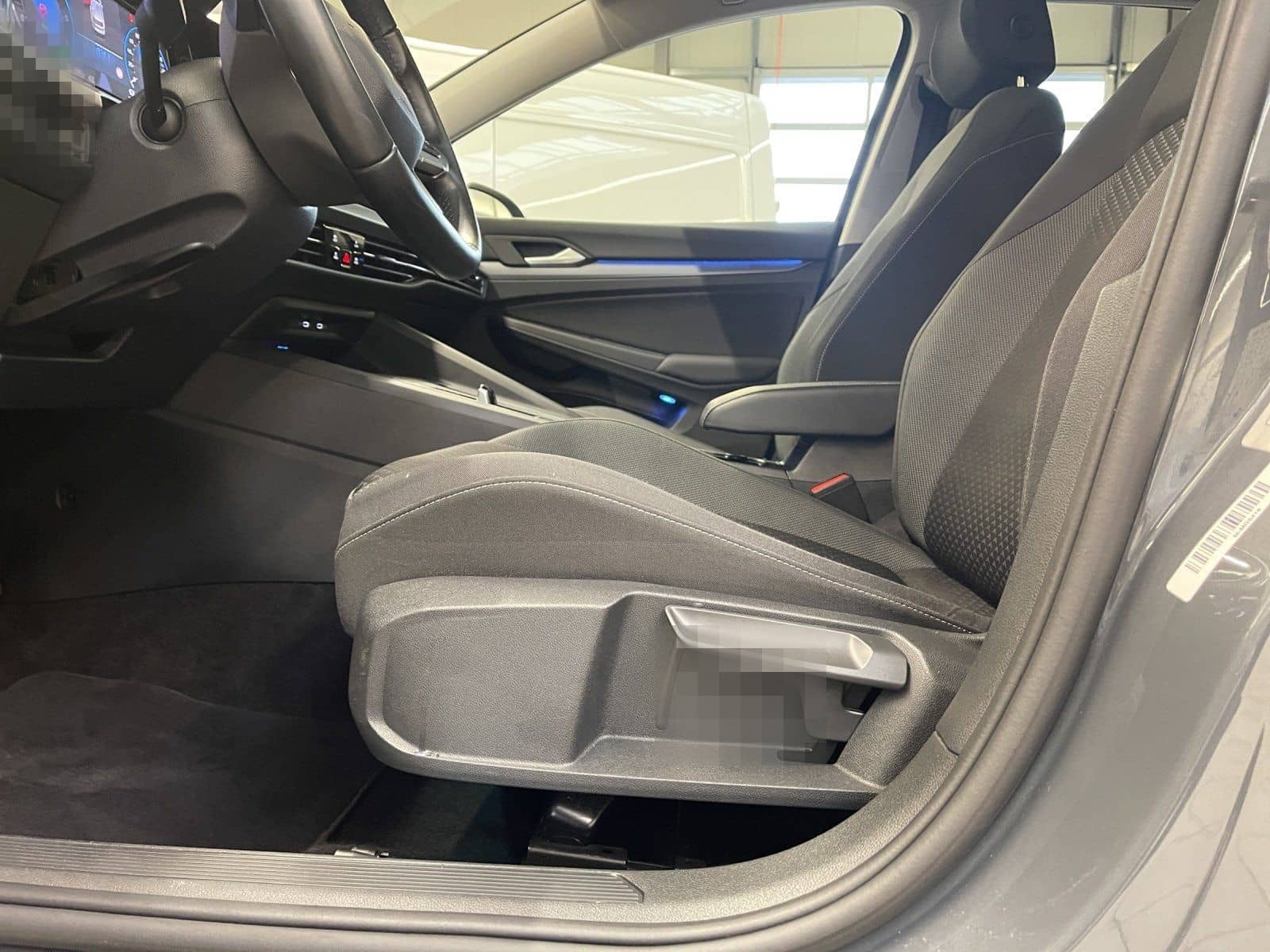 Volkswagen Golf VIII 2.0 TDI Active IQLight ACC AHK AUT HUD foto 10