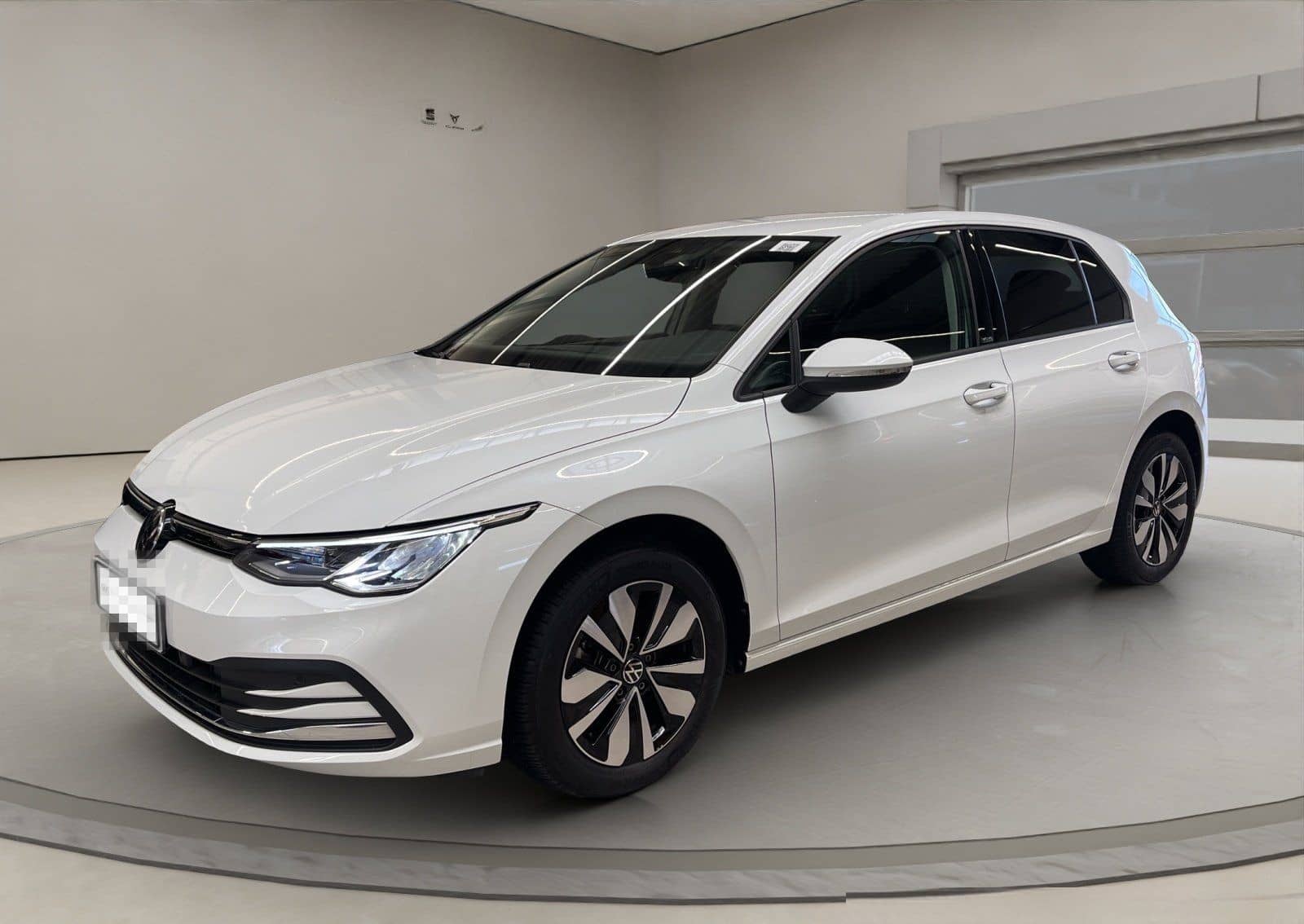 Volkswagen Golf VIII 1.0 eTSI Move AUT Virtual DynLicht LED foto 2