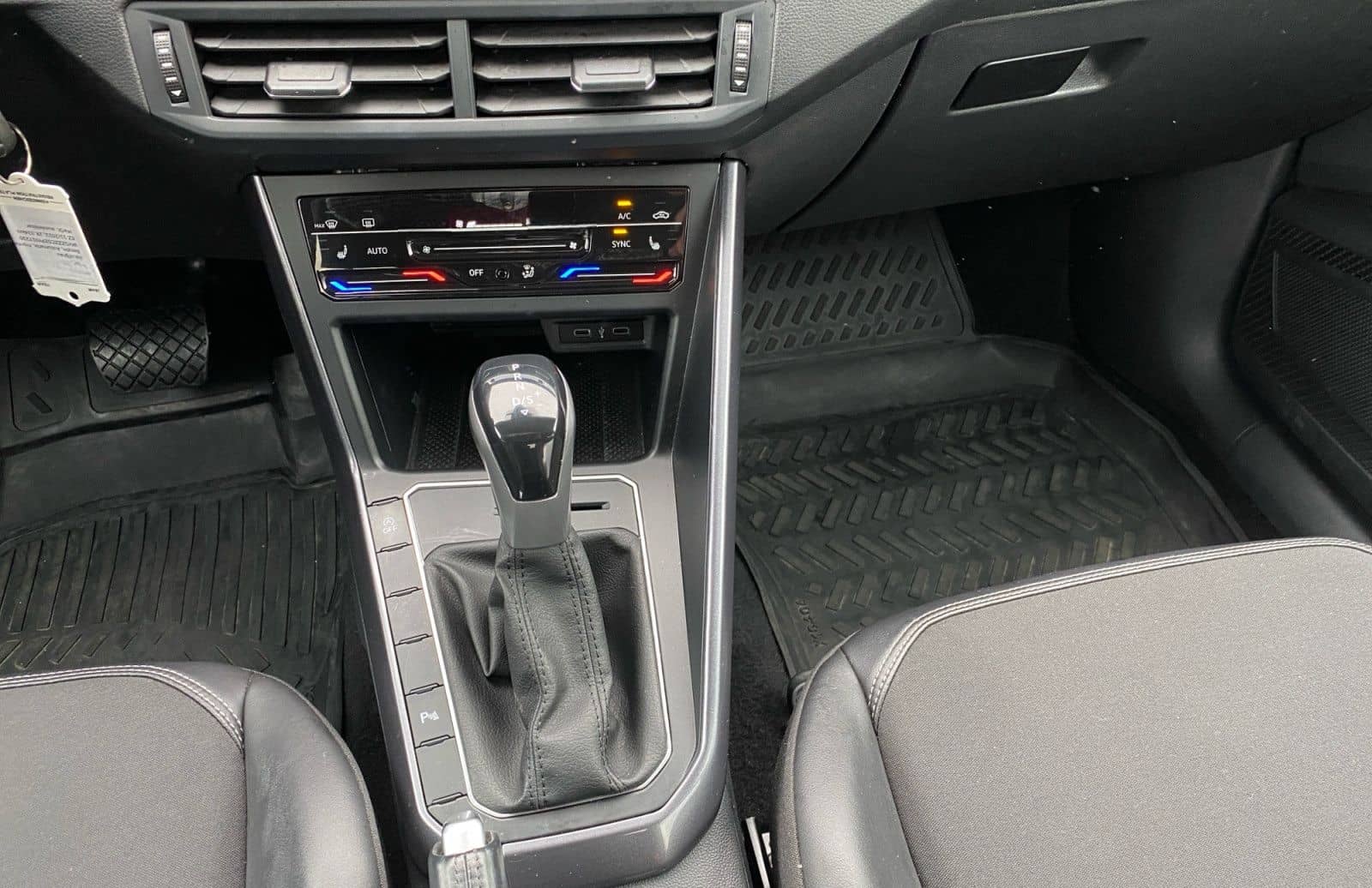 Volkswagen Taigo 1.0TSI DSG Style Matrix Navi APP Sitzh PDC foto 8