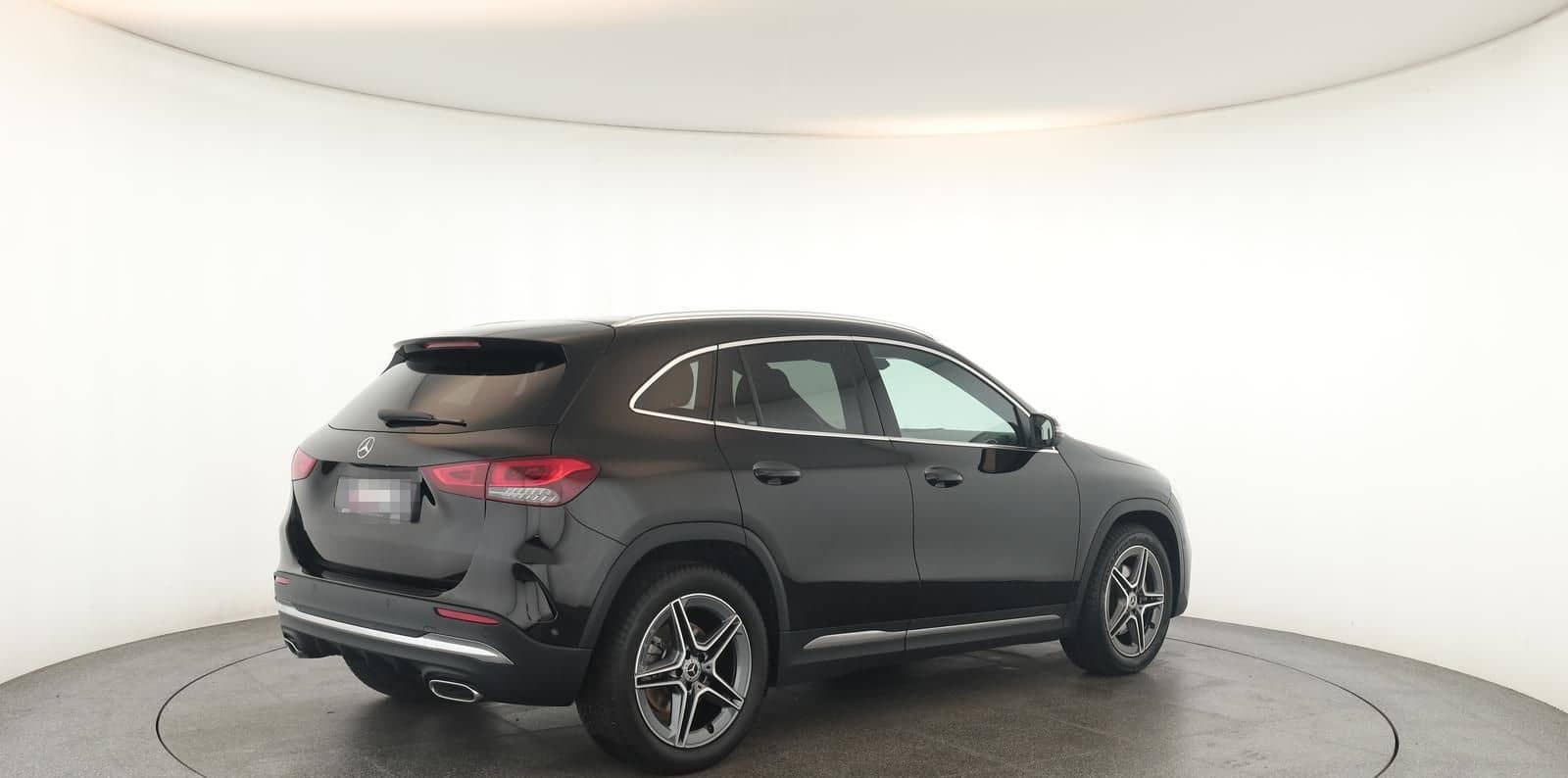 Mercedes-Benz GLA 220 d 8G 4M AMG LED Pano Digi Navi SHZ Kam foto 24