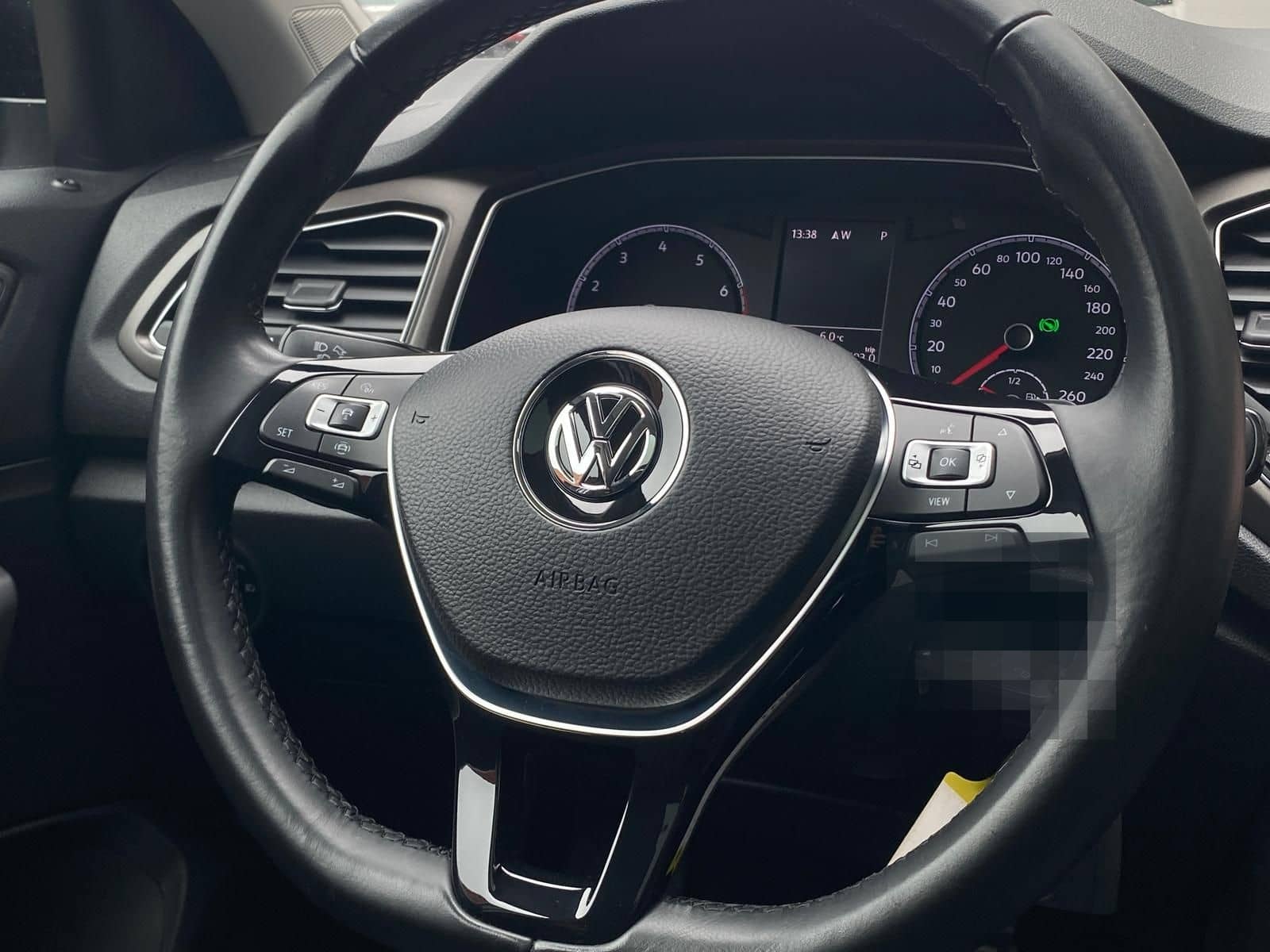 Volkswagen T-Roc 1.5 TSI ACT DSG Style LED Navi Pano ACC foto 13