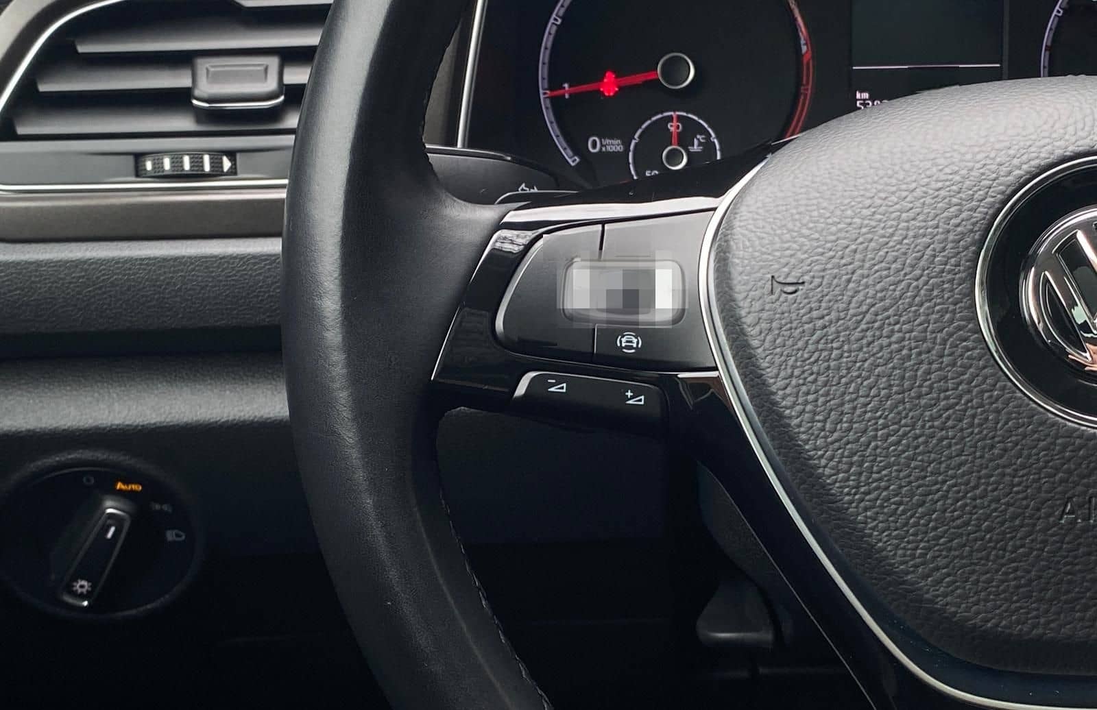 Volkswagen T-Roc 1.5 TSI ACT DSG Style LED Navi Pano ACC foto 14