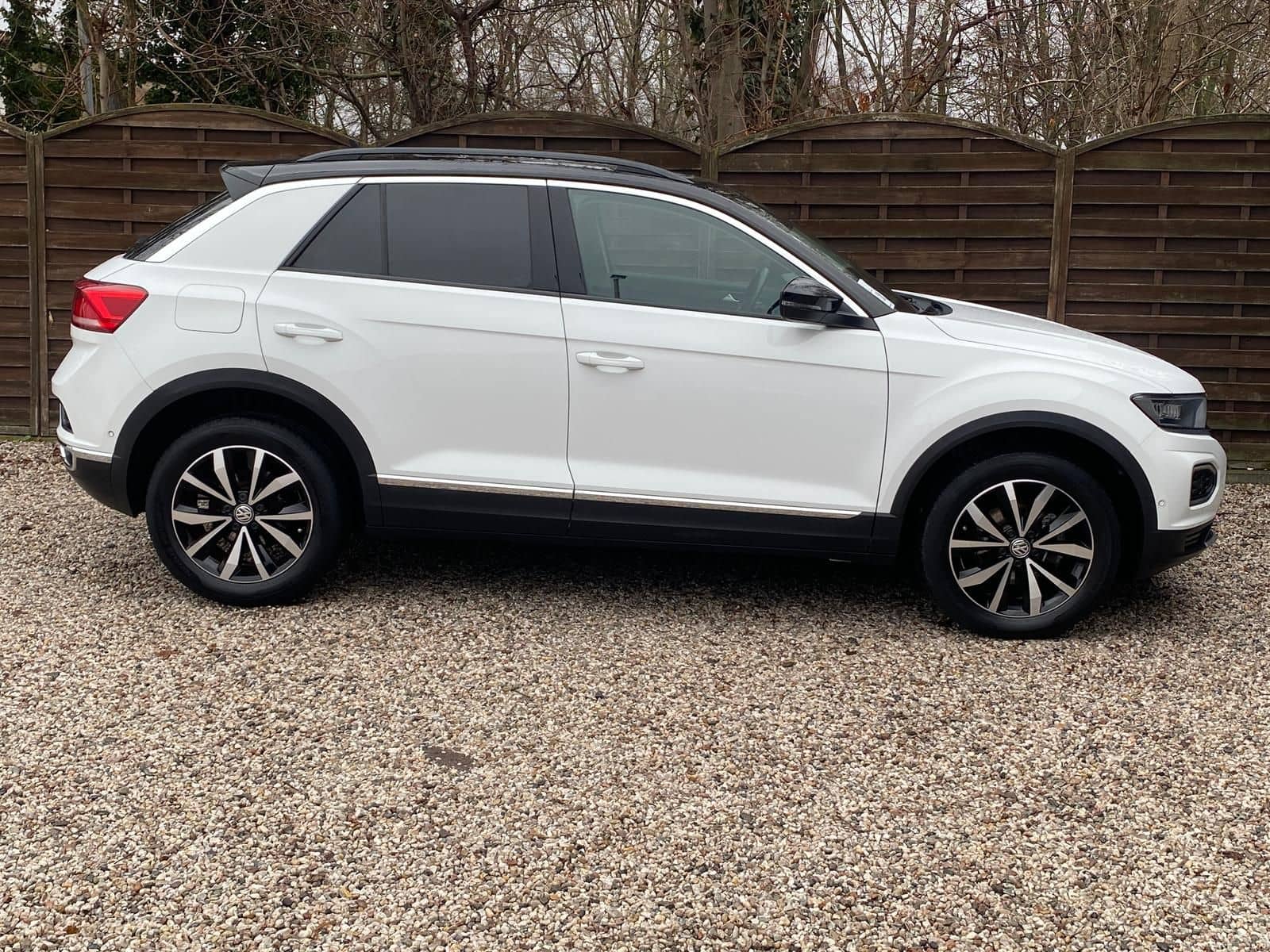 Volkswagen T-Roc 1.5 TSI ACT DSG Style LED Navi Pano ACC foto 3