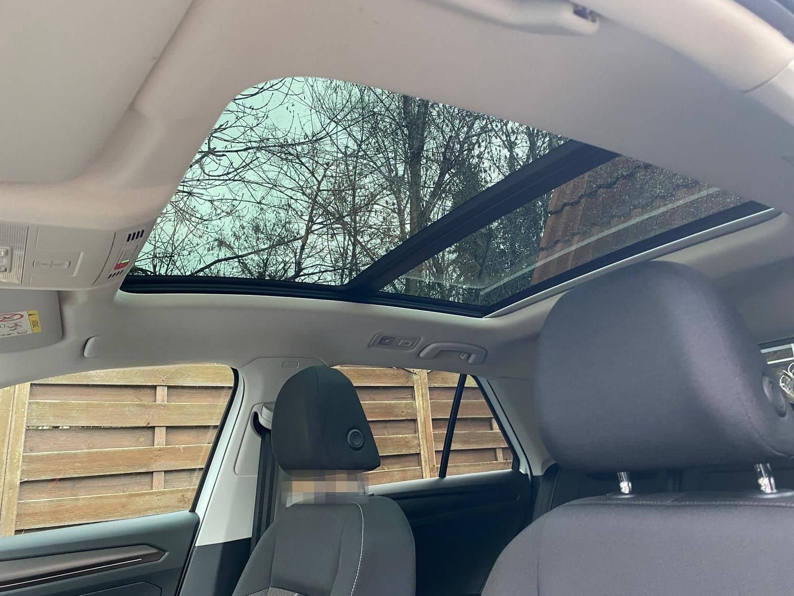 Volkswagen T-Roc 1.5 TSI ACT DSG Style LED Navi Pano ACC foto 8