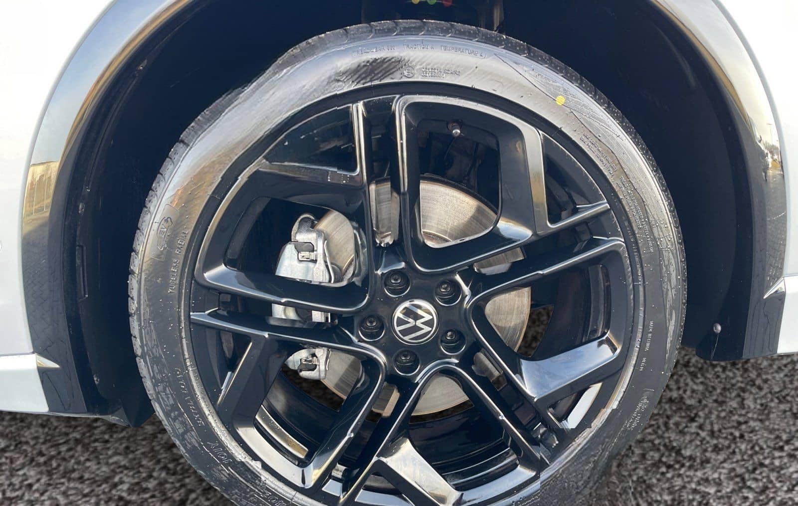 Volkswagen Tiguan R-Line TDI DSG|AHK|LED+|KAMERA|NAVI|ACC foto 8