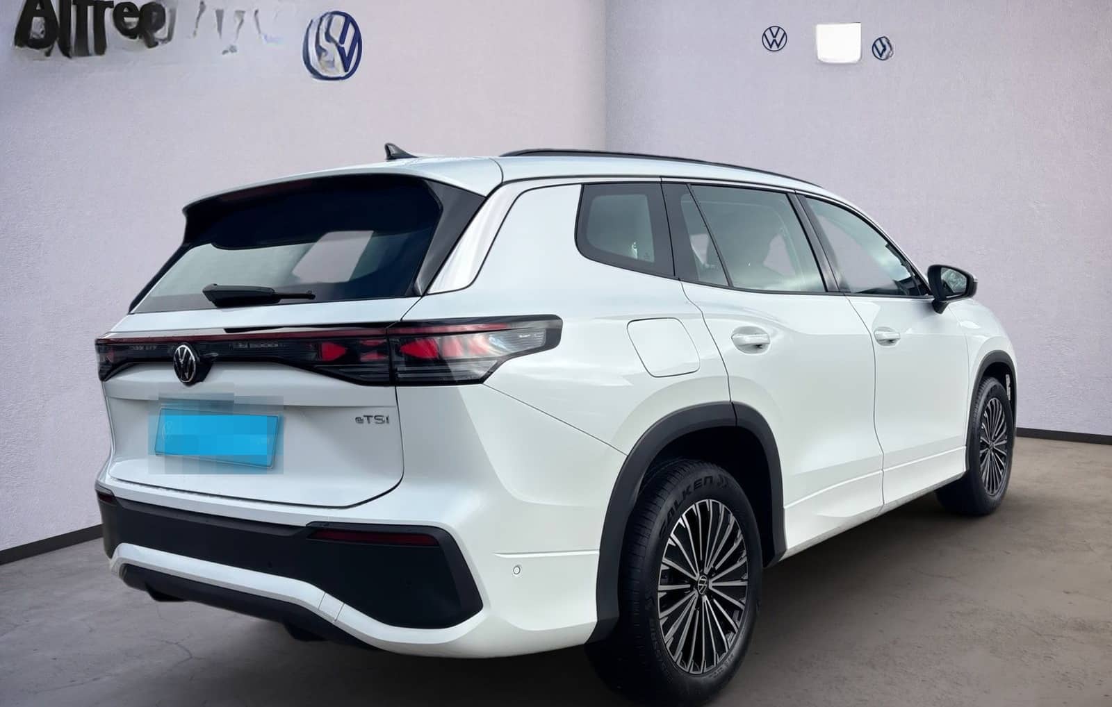 Volkswagen Tayron 1.5 eTSI Life DSG AHK KEYLESS ACC foto 4