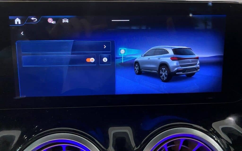 Mercedes-Benz EQA 300 4M Electric Art Adv+ FAP Distronic Night foto 12