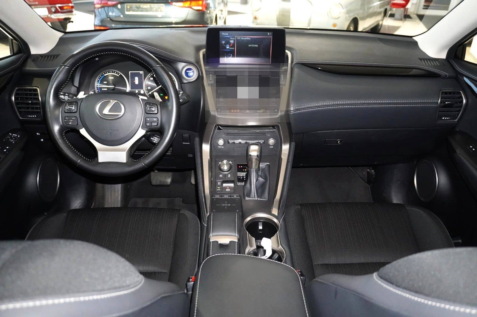 Lexus NX 300h Amazing Edition AHK LED Kamera foto 18