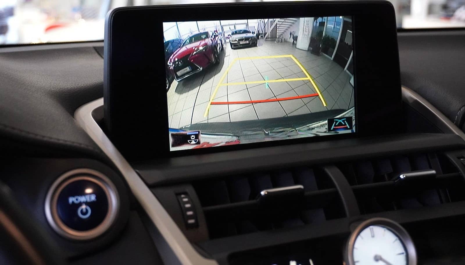 Lexus NX 300h Amazing Edition AHK LED Kamera foto 21