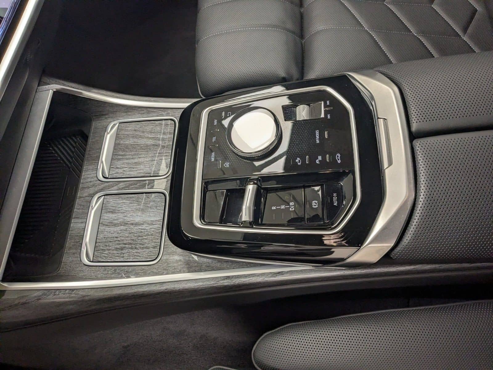 BMW i7 xDrive60 DA Prof PA Prof Massage 20'' Connois foto 14