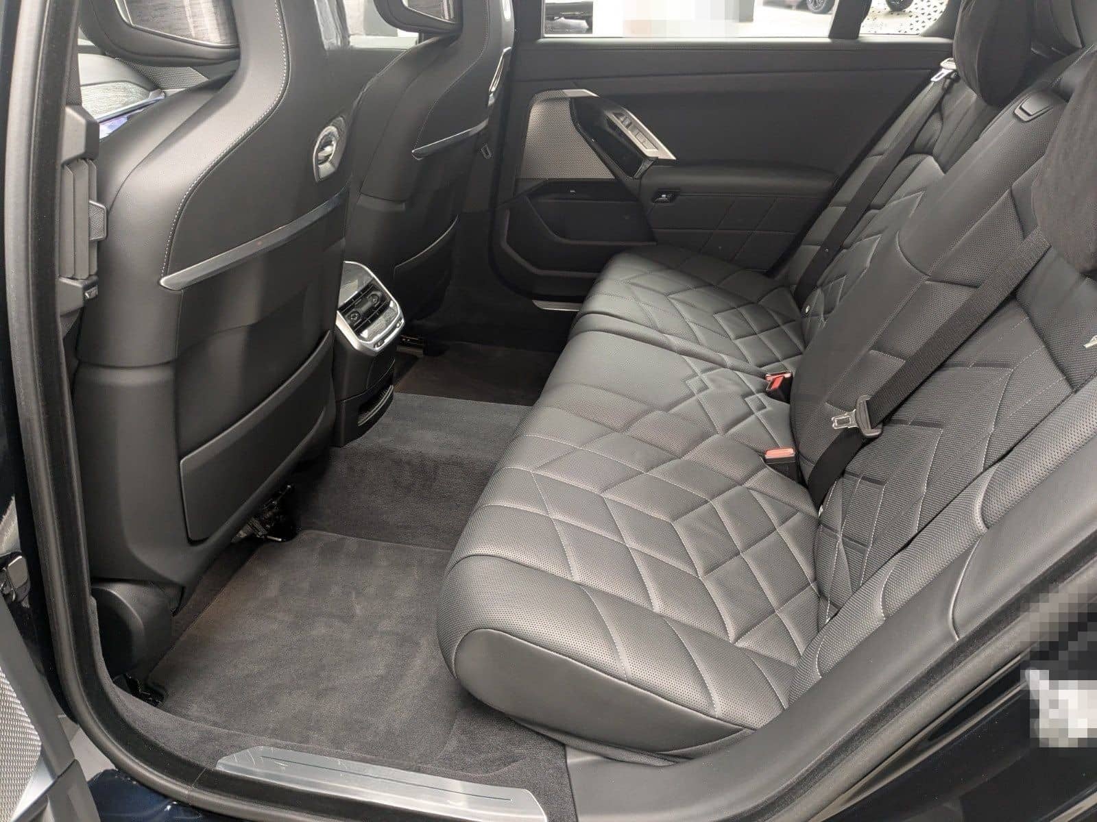 BMW i7 xDrive60 DA Prof PA Prof Massage 20'' Connois foto 16