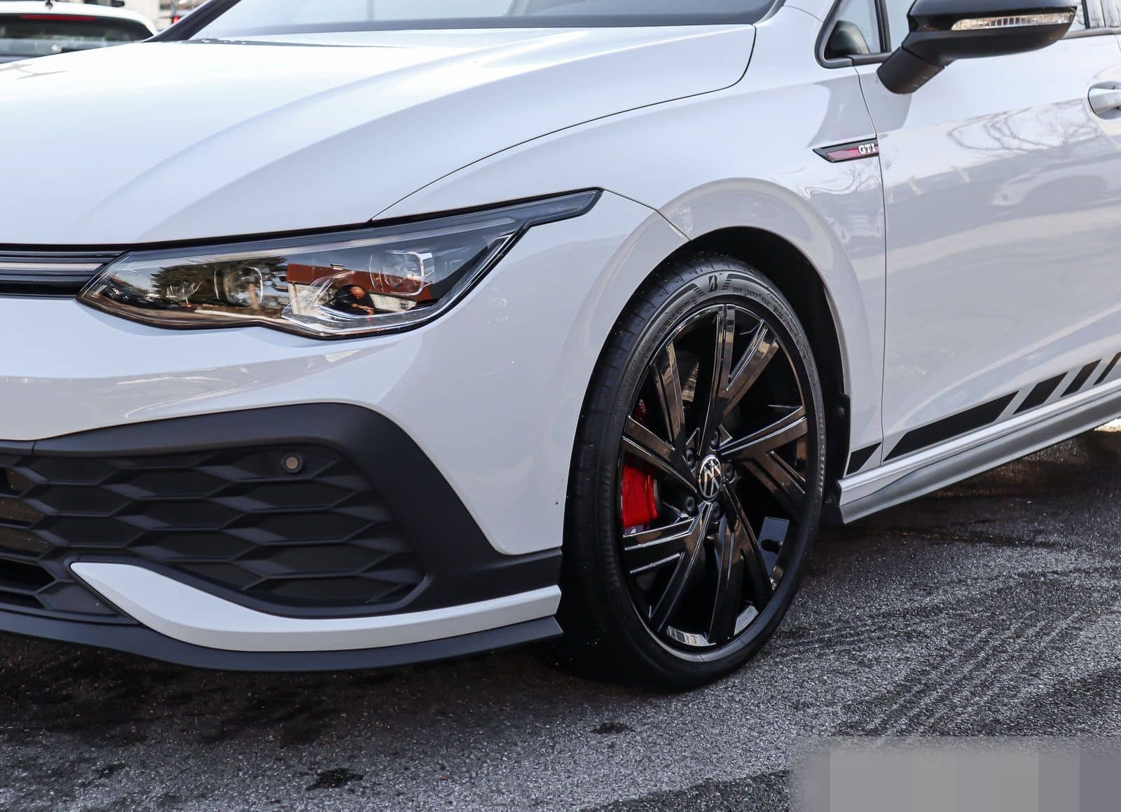 Volkswagen Golf VIII GTI Clubsport 2.0 TSI BlackStyle IQ.Li foto 9