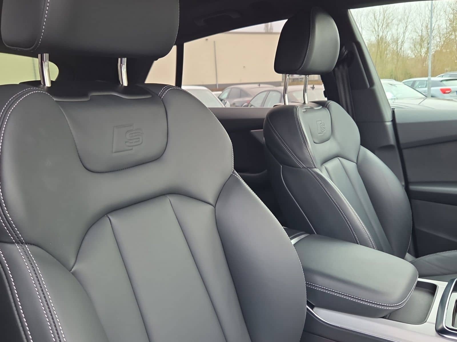 Audi SQ8 TFSI quattro*Navi*Matrix*Alu*AHK*DVD*B&O*HUD foto 17