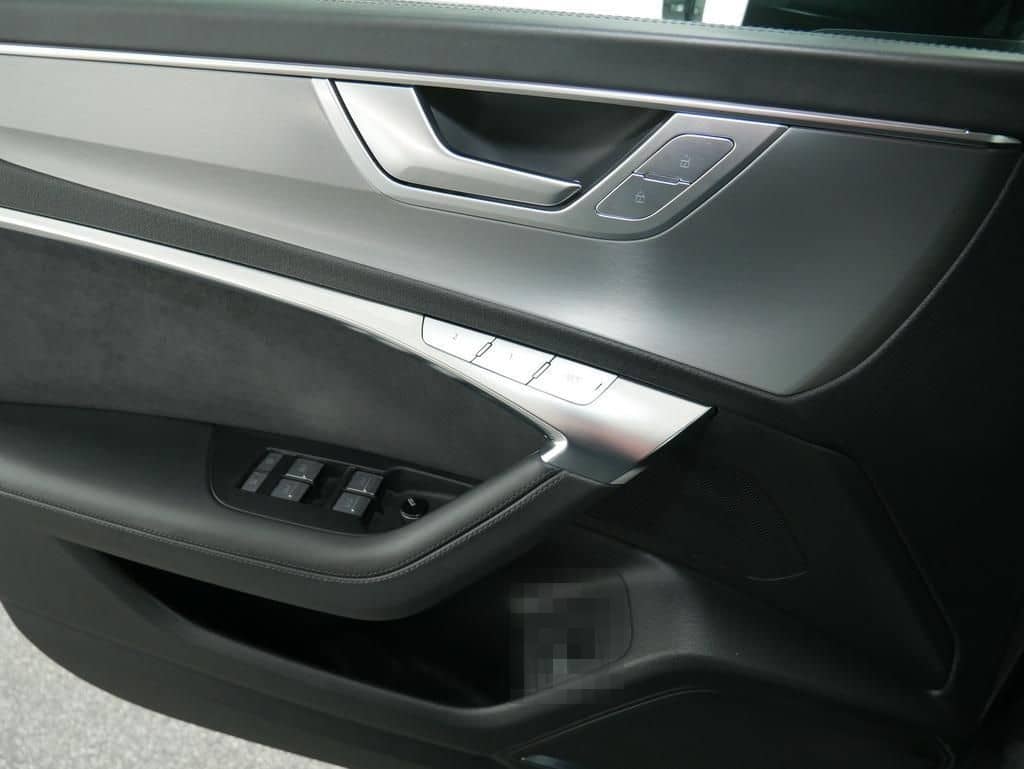 Audi RS6 Avant RS-Dynamikpaket,AHK,HUD,HDMatrix,B&O foto 12