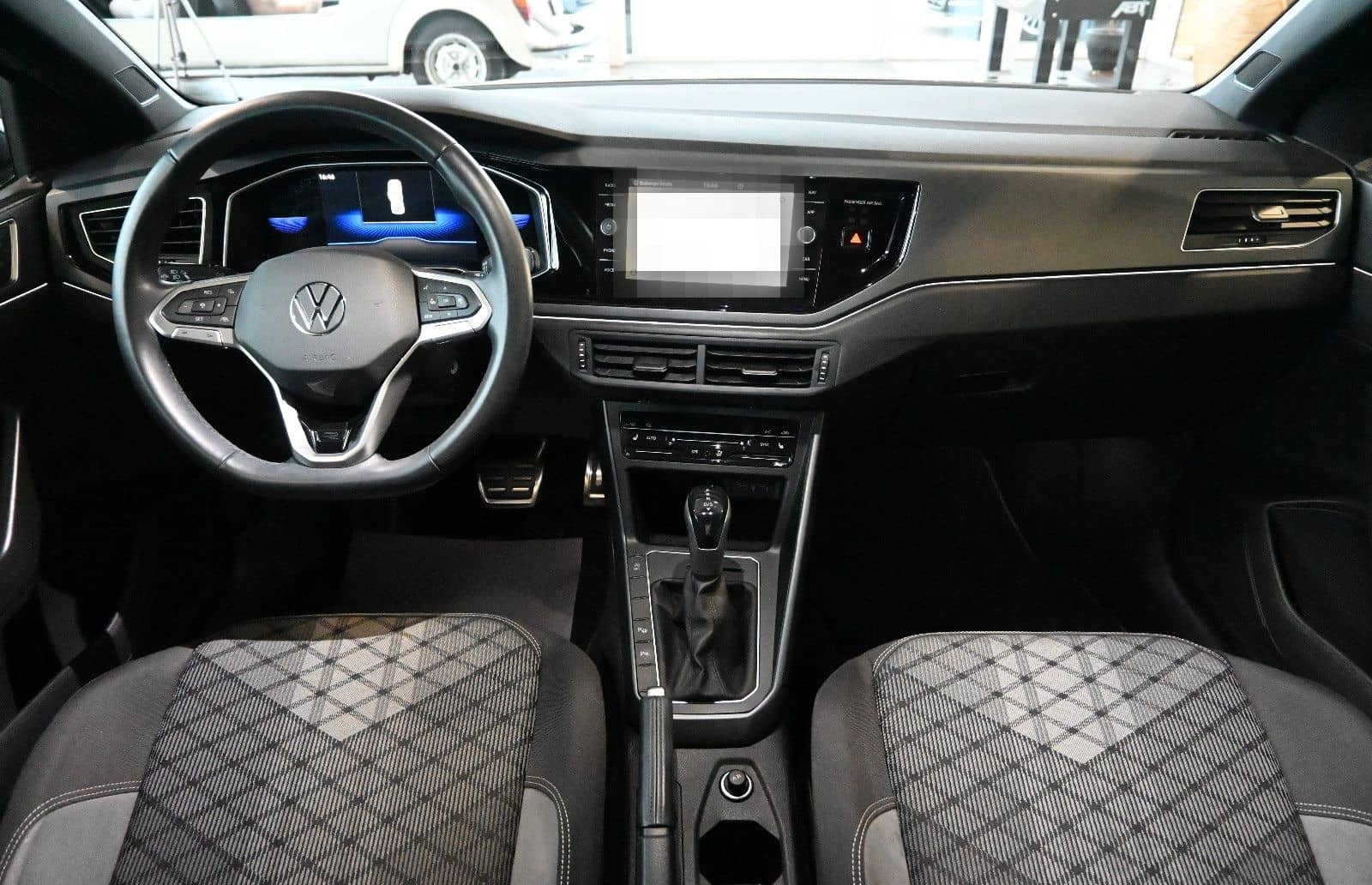 Volkswagen Taigo 1.0 TSI R-Line Black LED Navi Cam ACC 18" foto 14