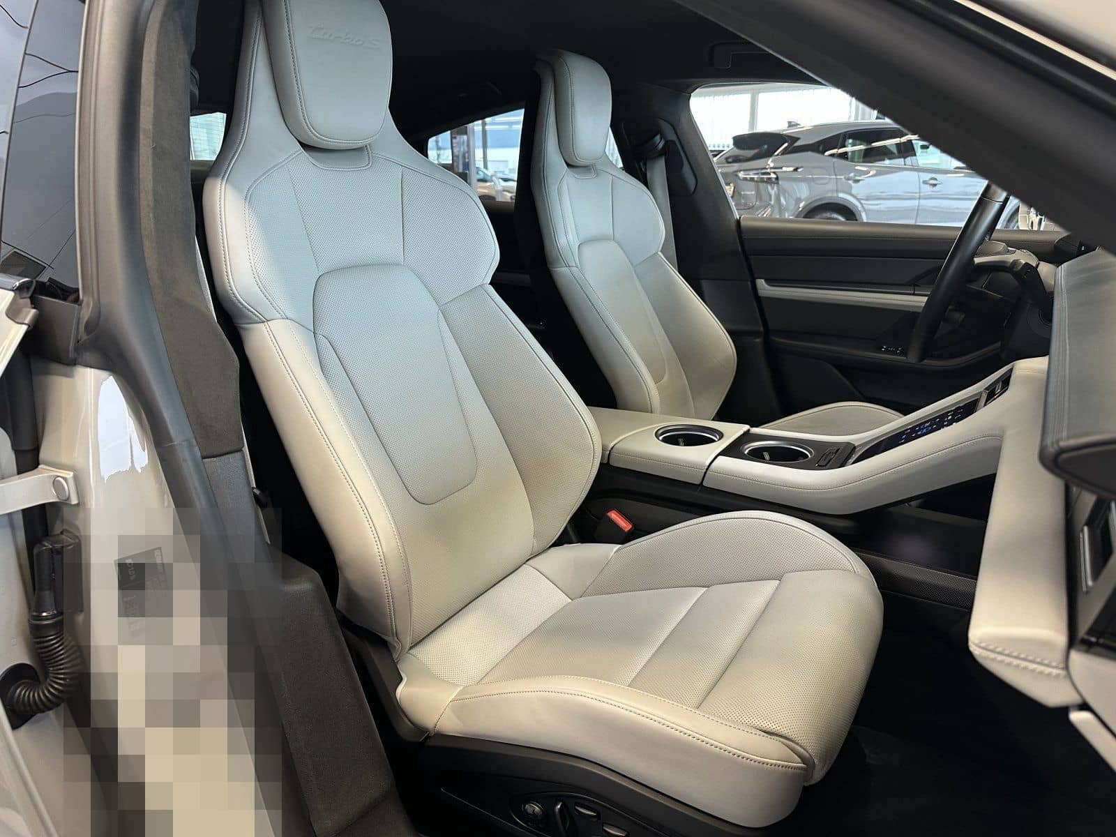 Porsche Taycan Turbo S/KREIDE/CARBON/CERAMIC/ foto 20