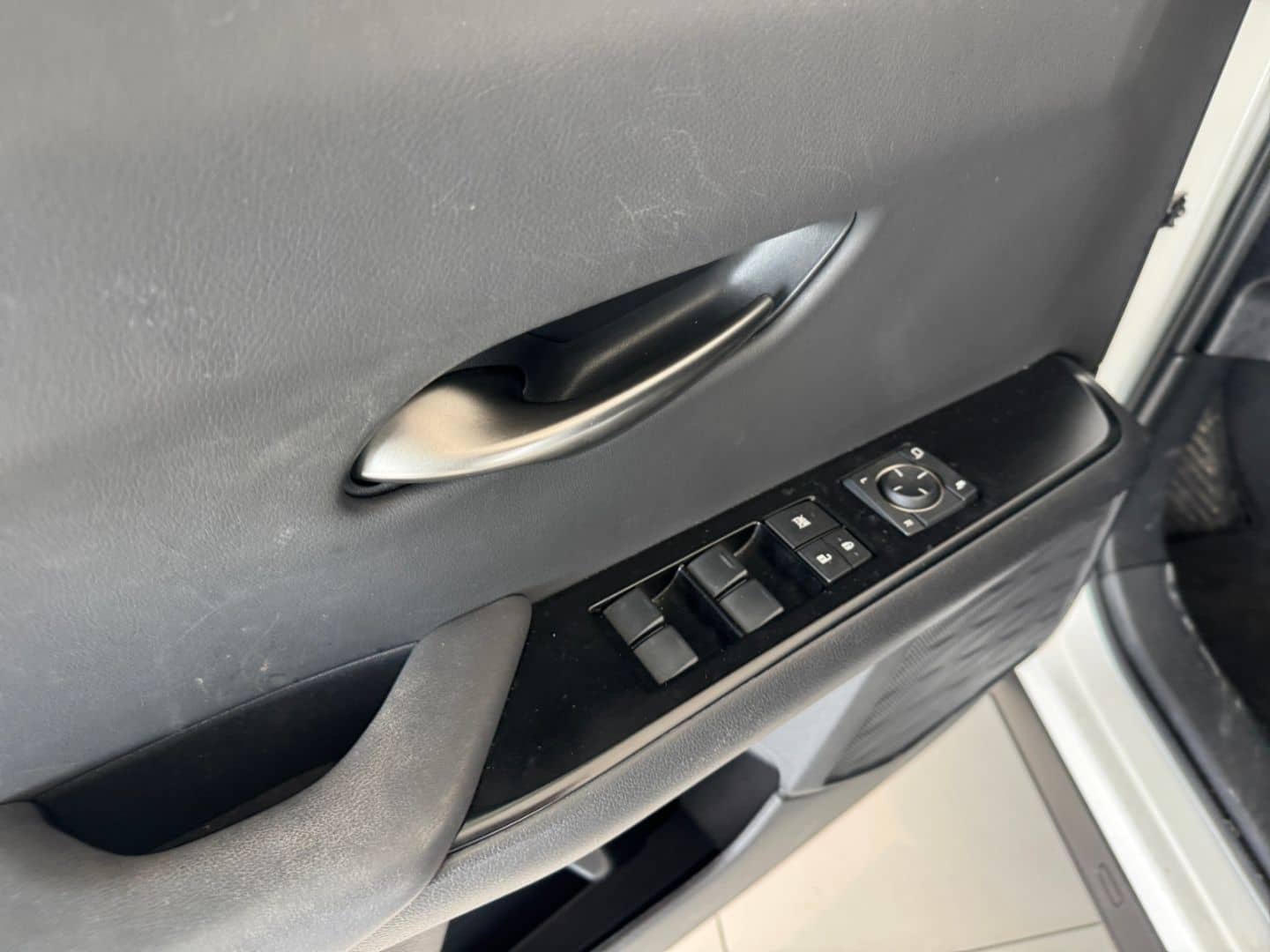 Lexus UX 250h Style Edition *Bi-LED*ACC*CAM*SHZ*CarPla foto 23