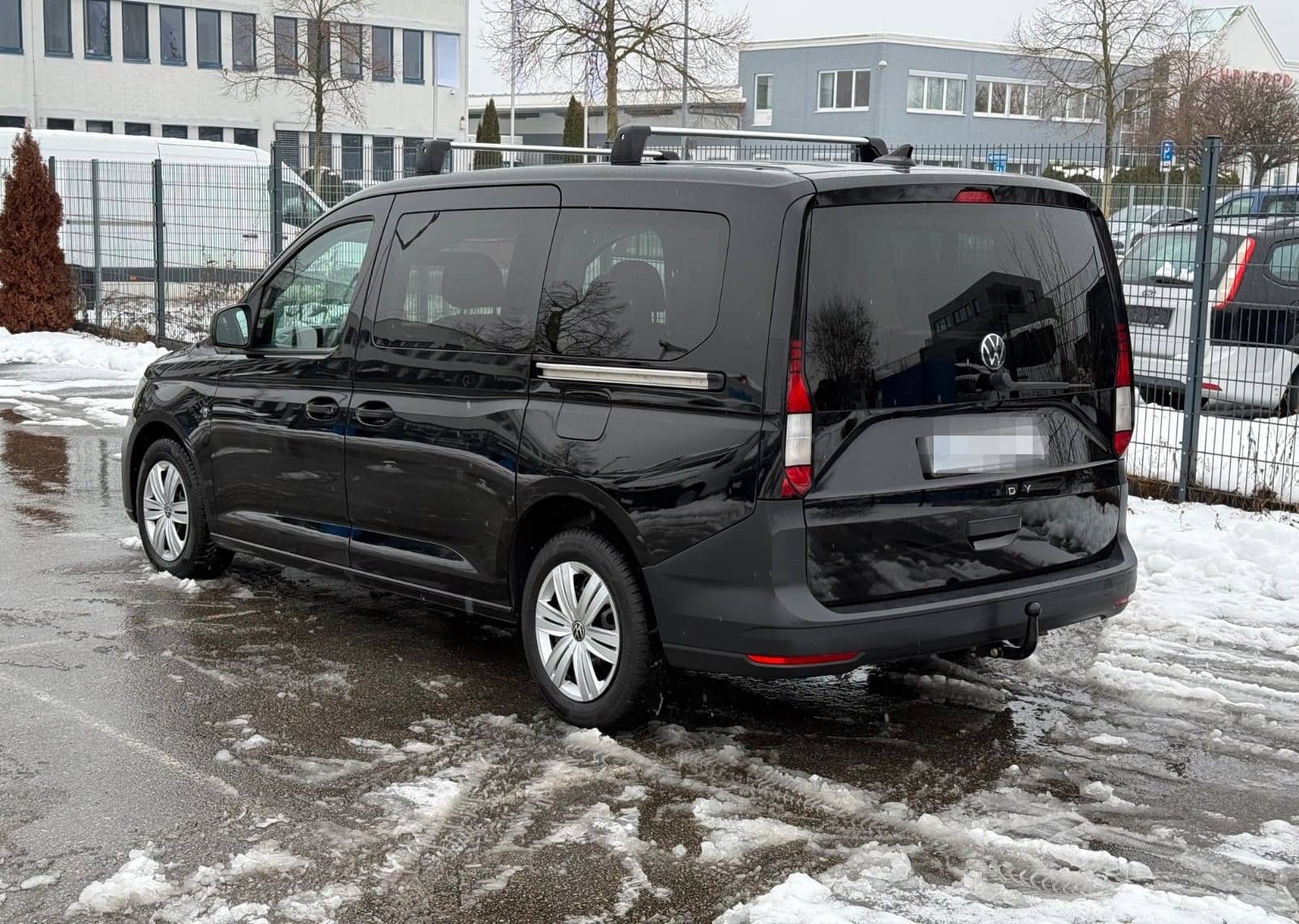 Volkswagen Caddy Maxi 2,0 TDI*KAMERA*DAB*AHK*WINTERPAKET* foto 6