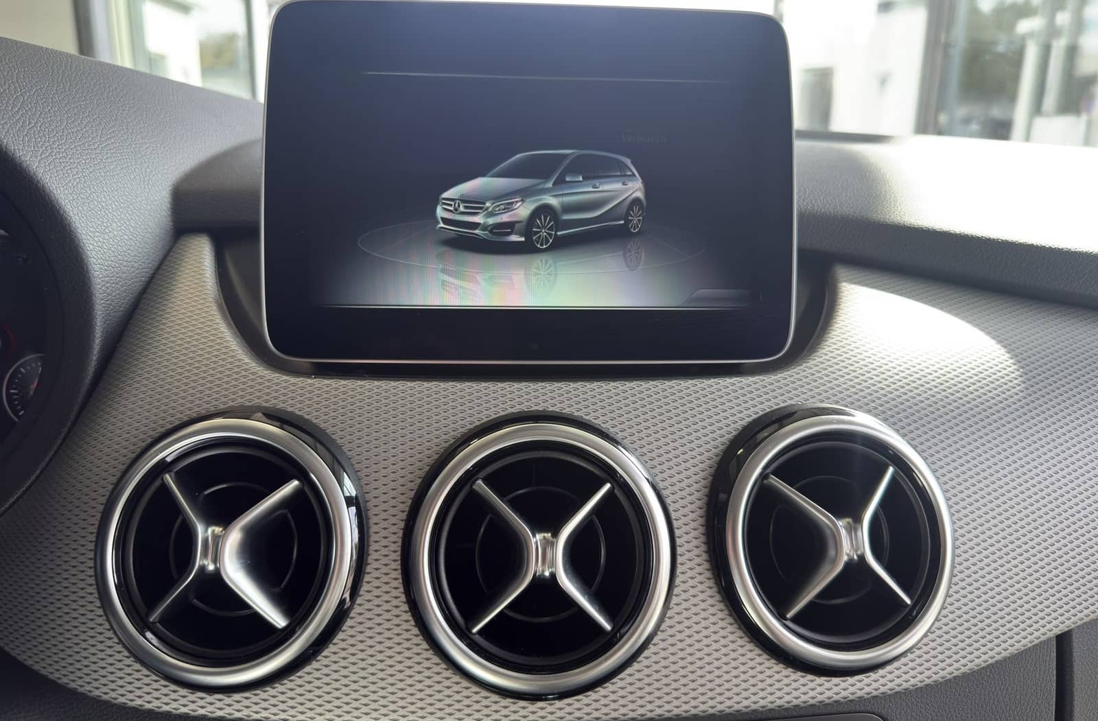 Mercedes-Benz B 200 Urban Style Edition LED*RFK*NAVI*SHZ foto 21