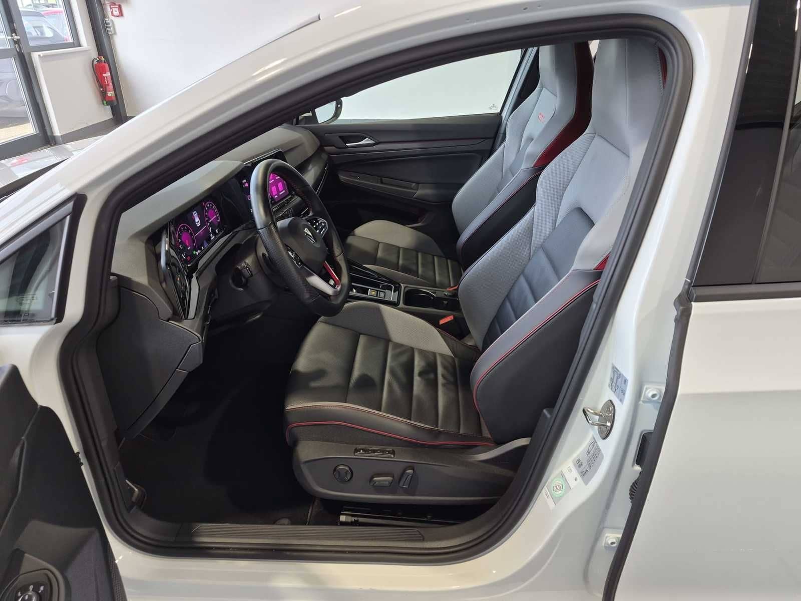 Volkswagen Golf VIII 2.0 TSI GTI  Clubsport|H&K|LED|Leder foto 8