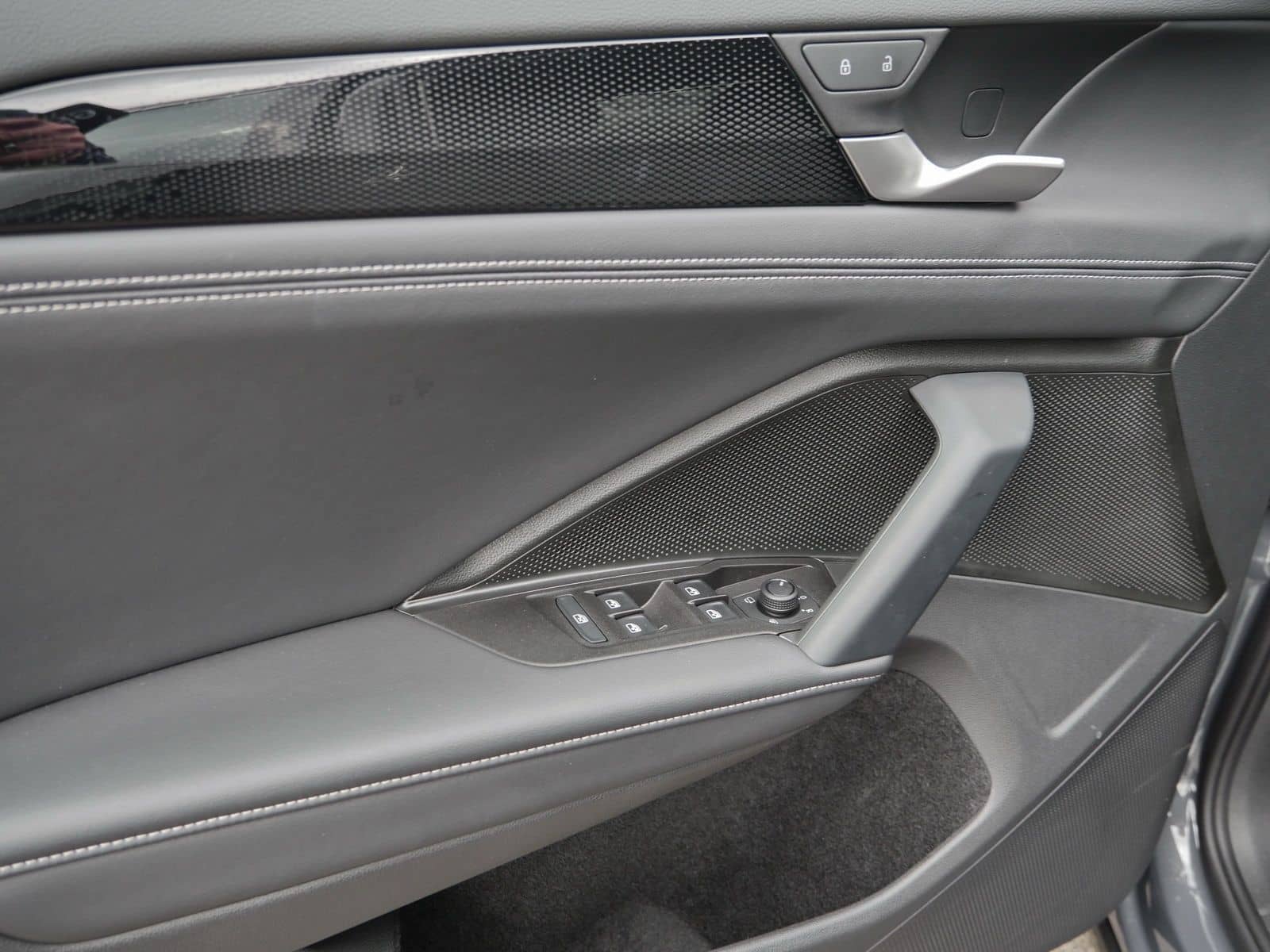 Volkswagen Tayron Life 1.5 eTSI AHK*LED*H&K*HuD*RFK*Digital foto 23