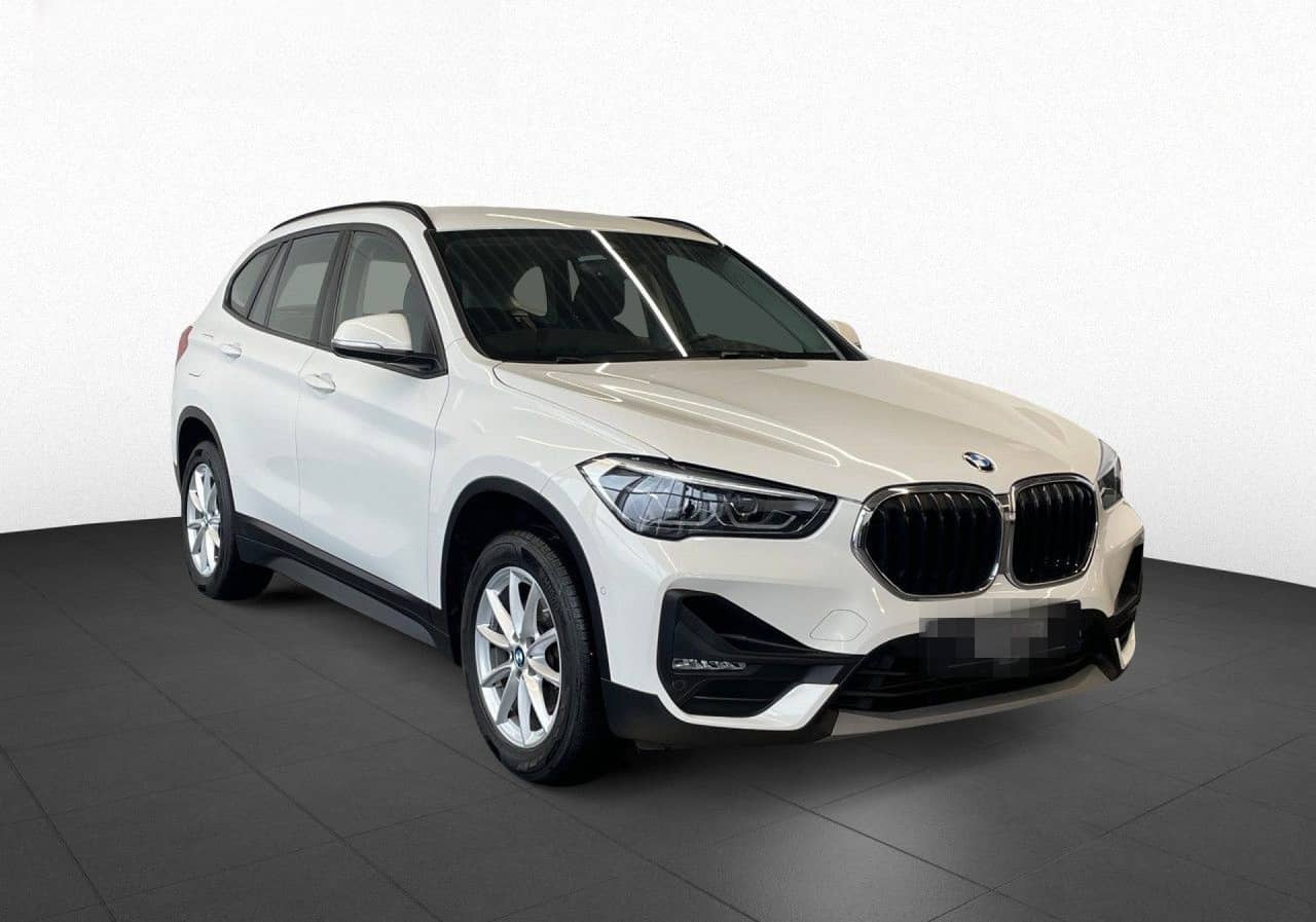 BMW X1 sDrive18i Advantage AHK,LED,ParkAss,Navi,SHZ foto 4